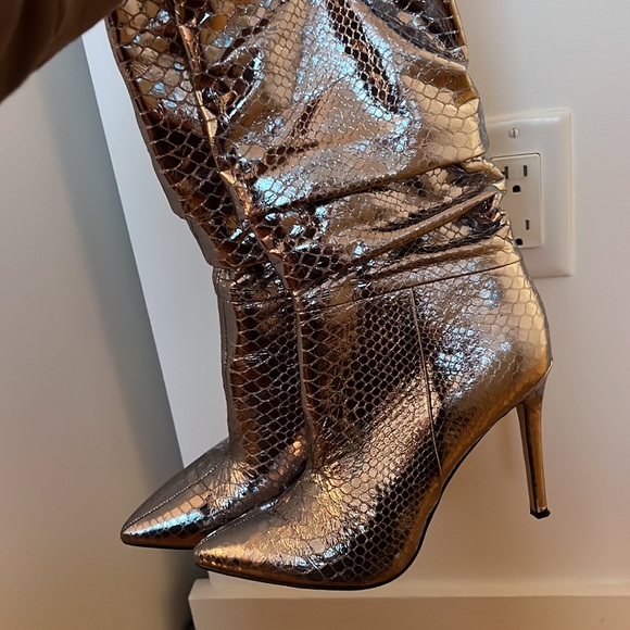 Nine West Metallic silver croc slouchy booties - Picture 5 of 5